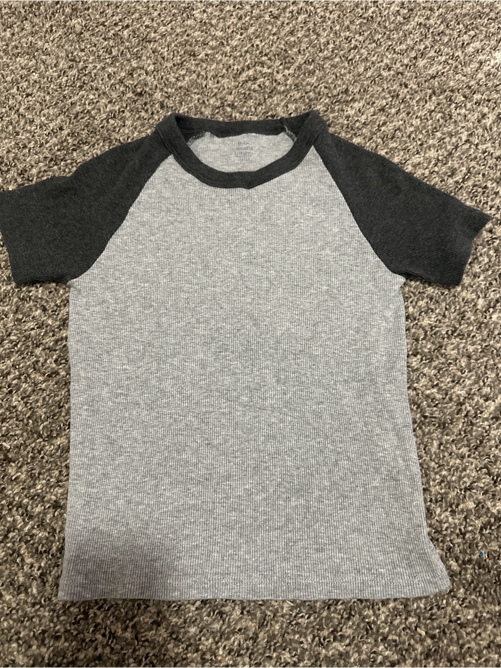Women’s Short Sleeve Raglan Tee in Light Gray and Charcoal